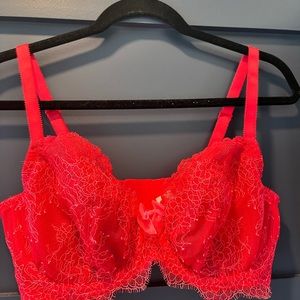 Red lace bra